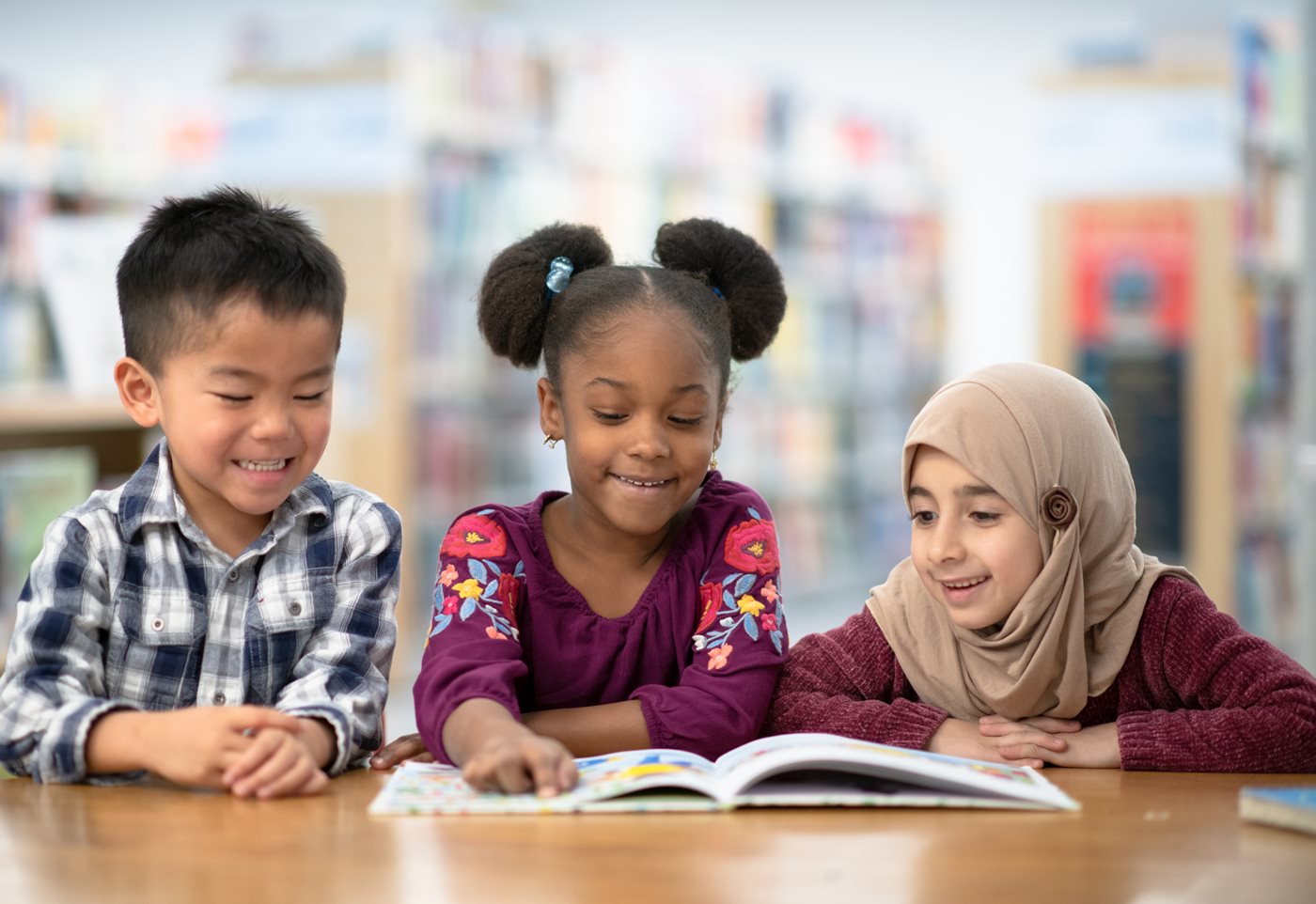 Multi-ethnic preschool children reading